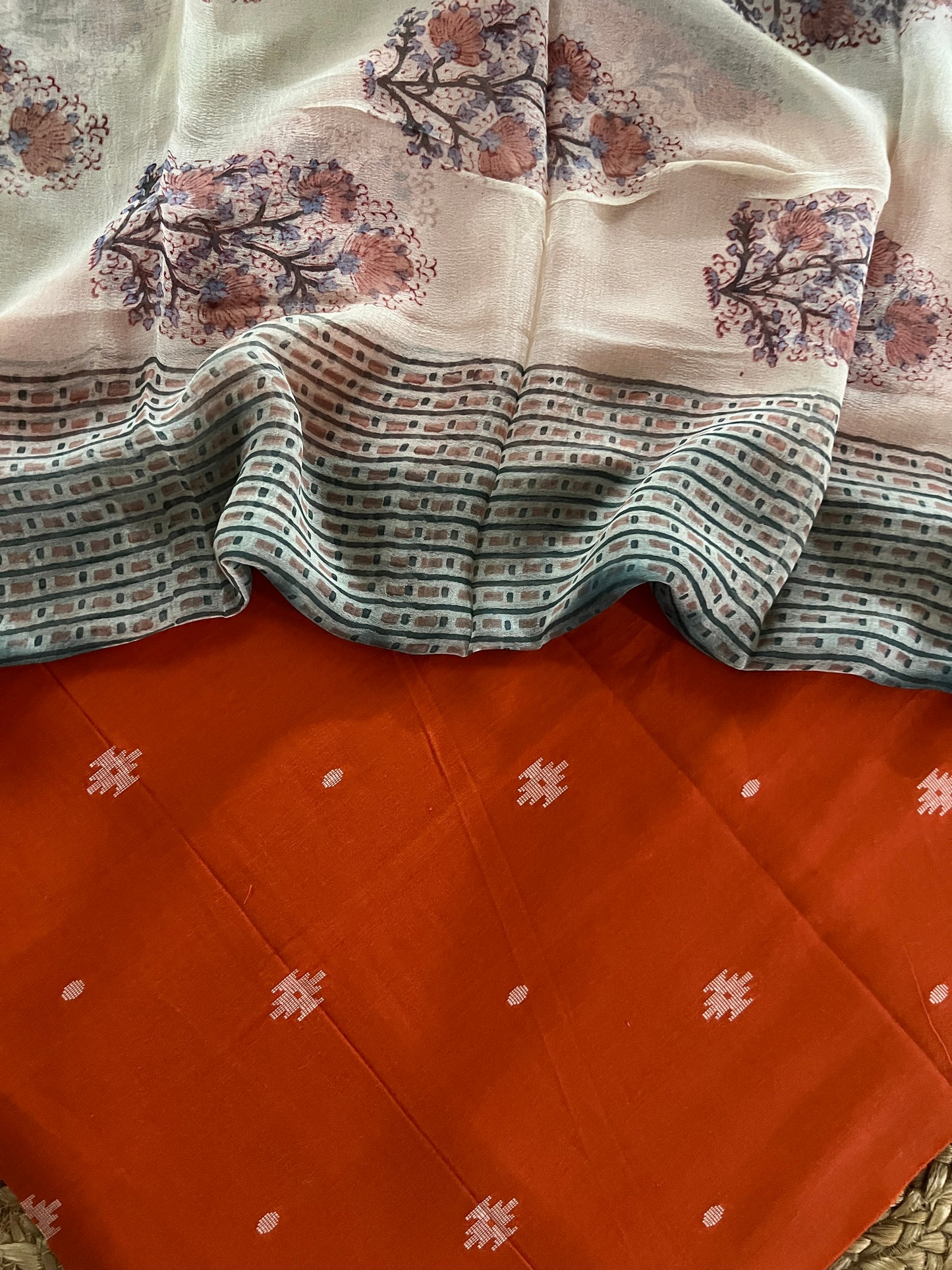 HANDLOOM SUIT (PH8644)