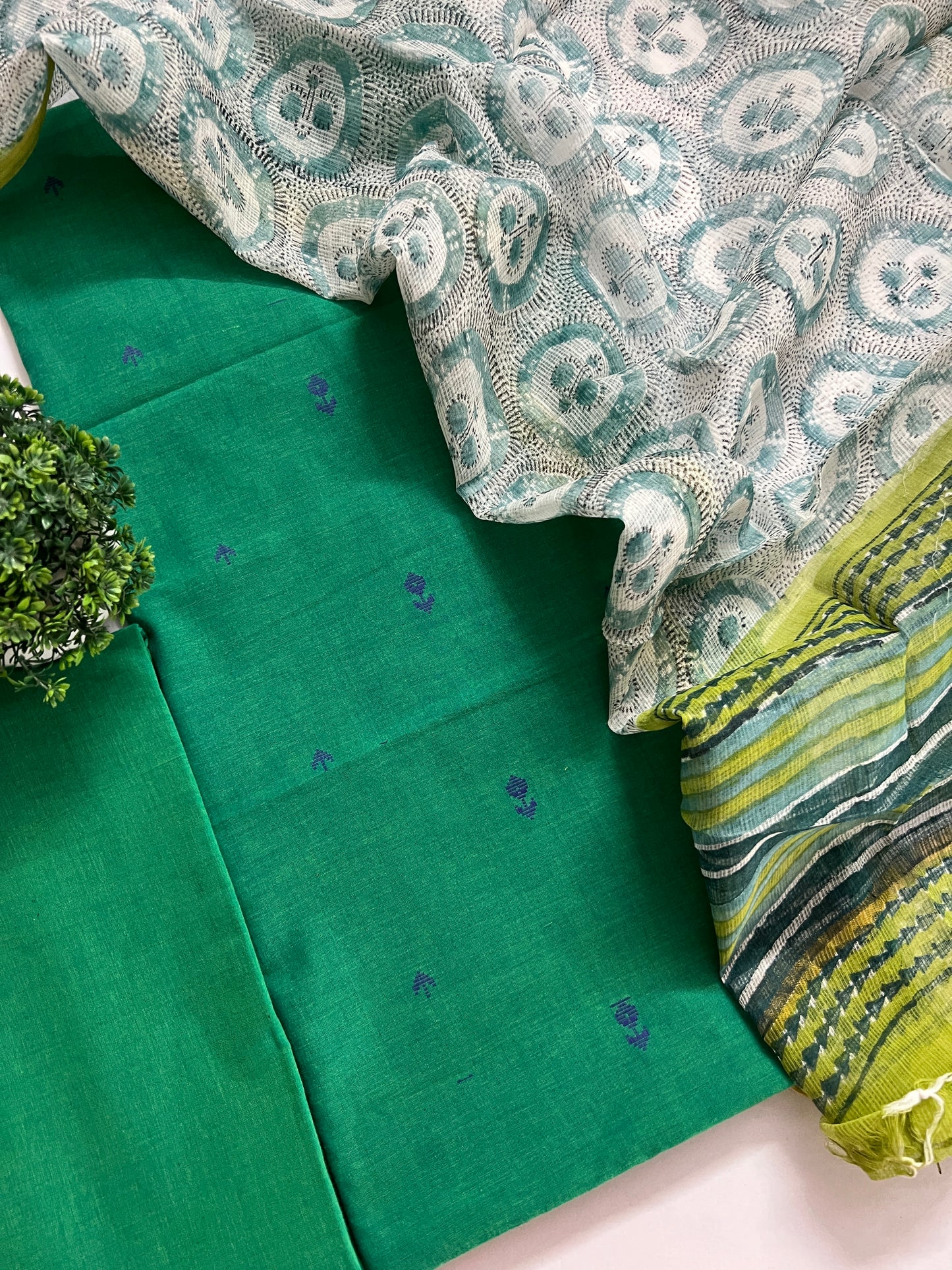 HANDLOOM SUITS (PH8670)