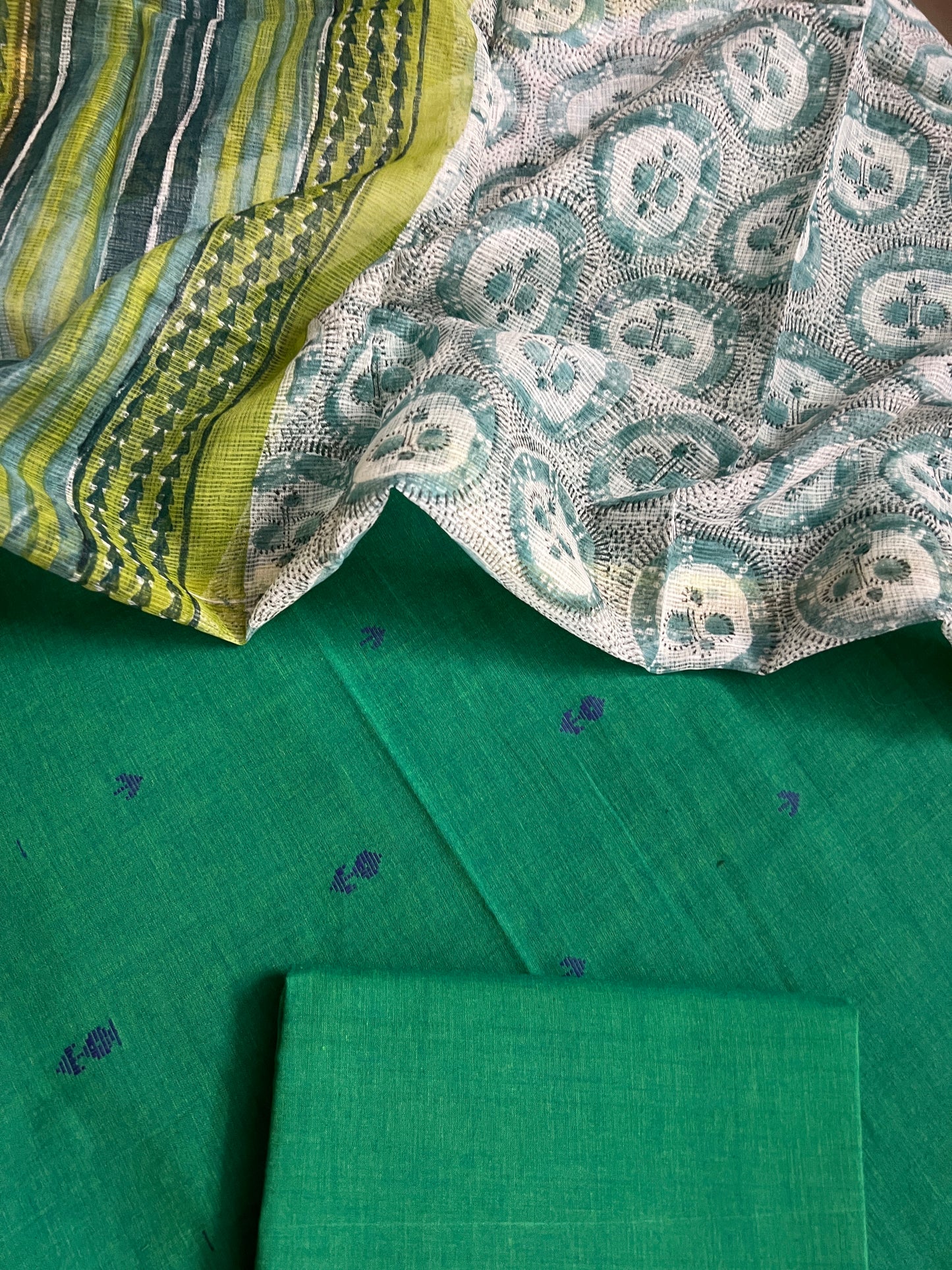 HANDLOOM SUITS (PH8670)