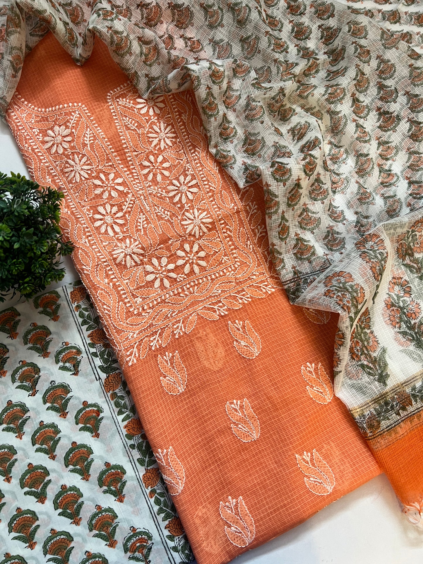 CHIKANKARI SUIT (PH8674)