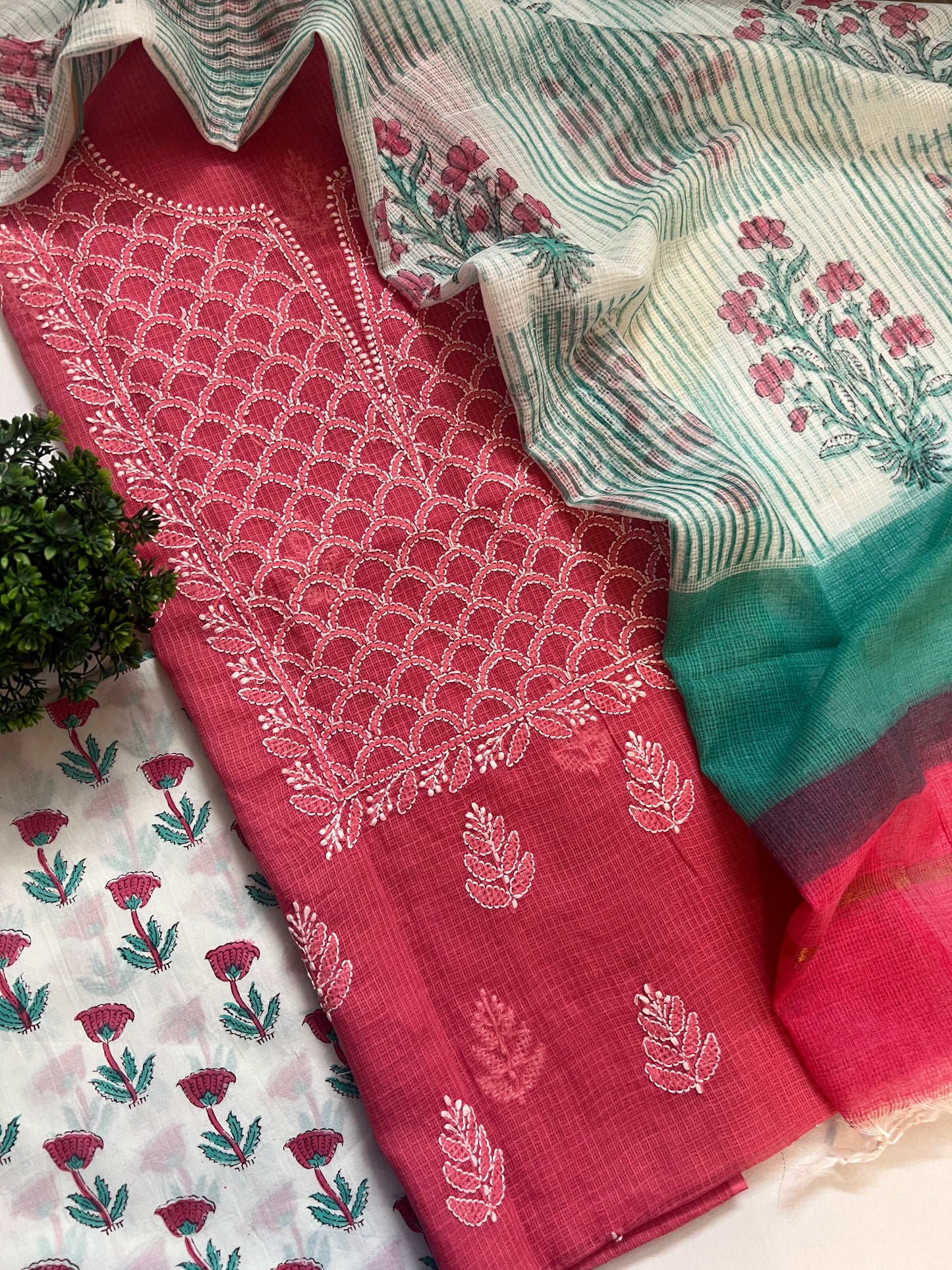 CHIKANKARI SUIT (PH8675)
