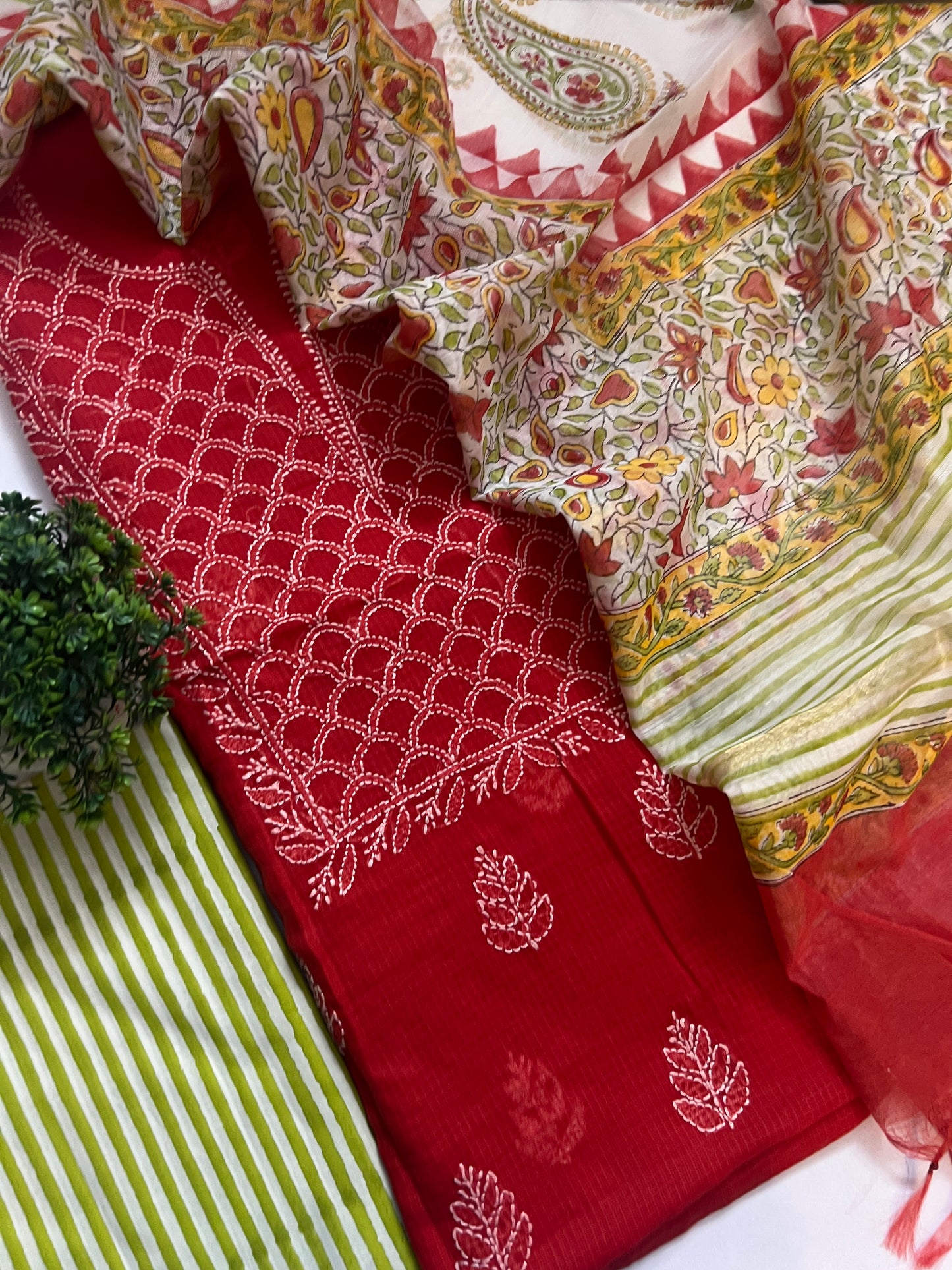 CHIKANKARI SUIT (PH8685)