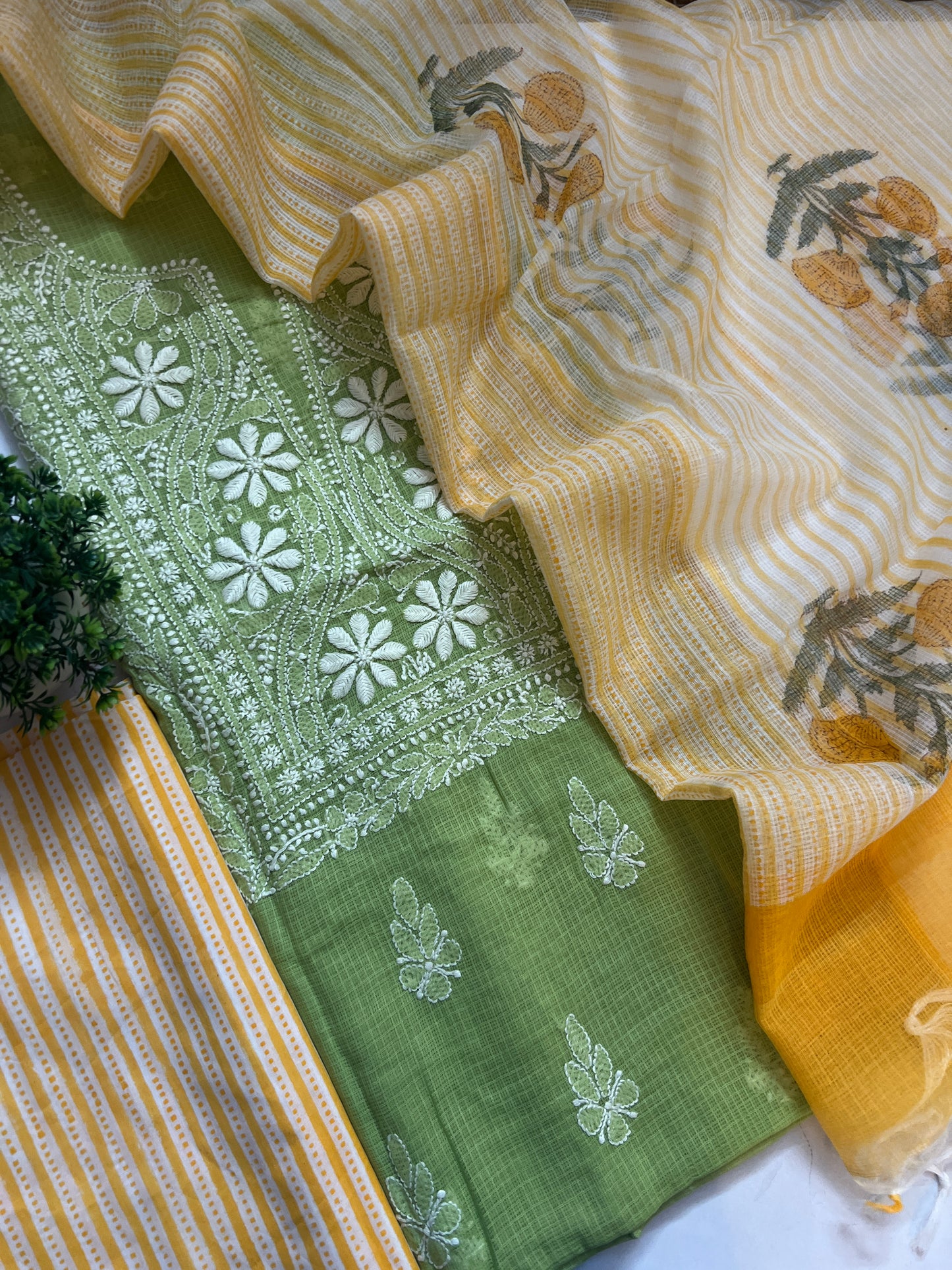 CHIKANKARI SUIT (PH8690)