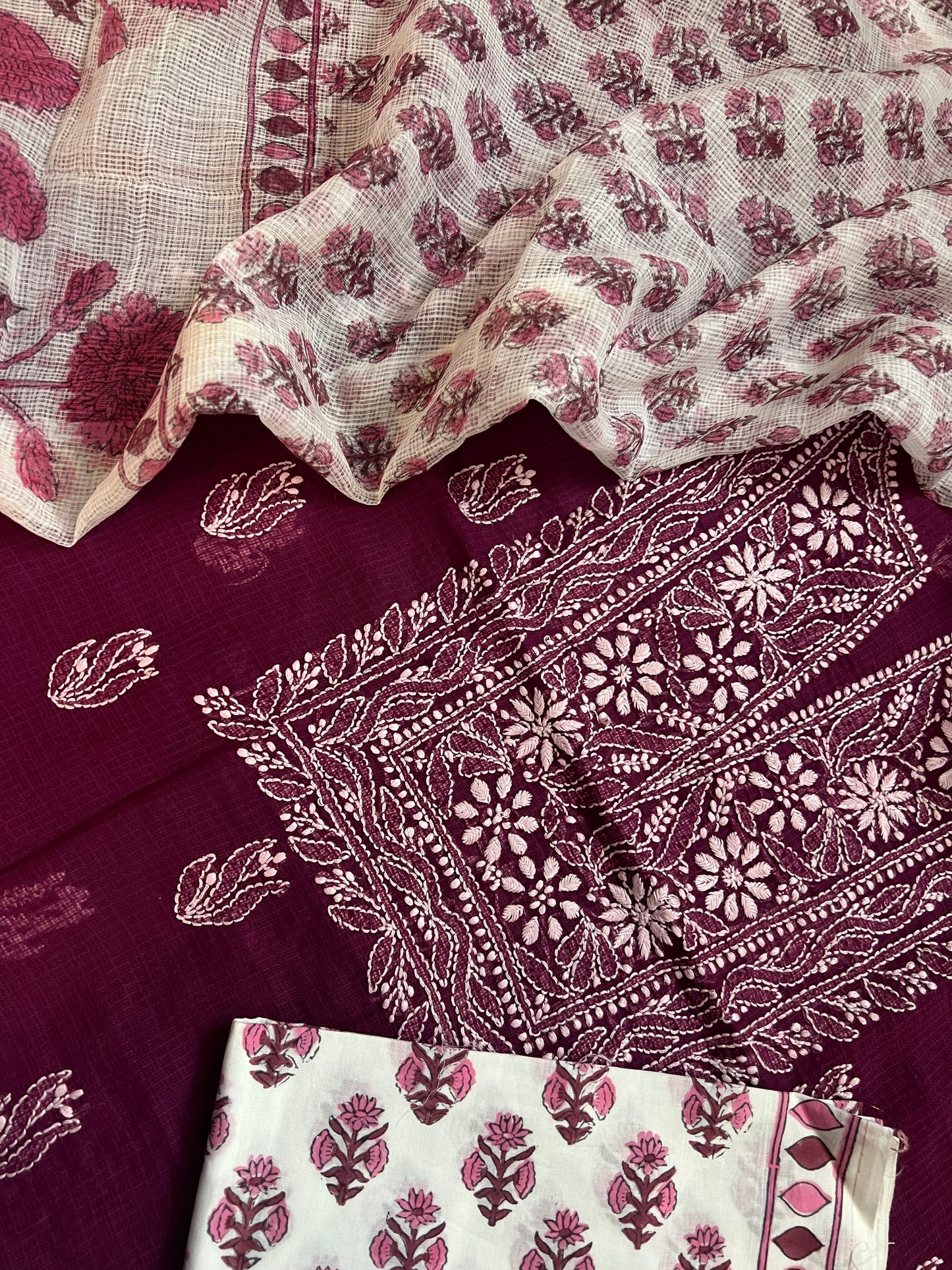 CHIKANKARI SUIT (PH8695)