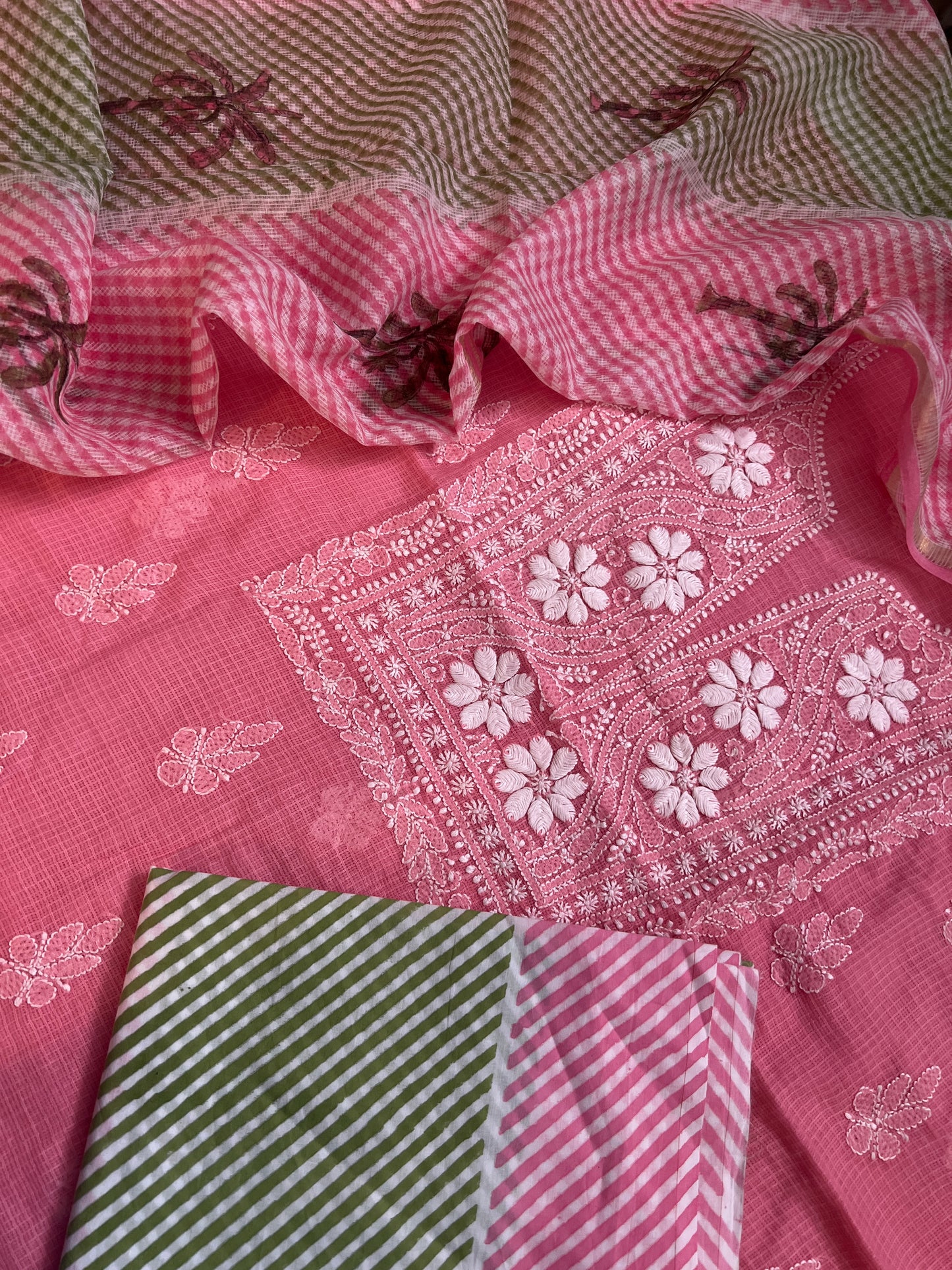 CHIKANKAR SUITS  (PH8698)