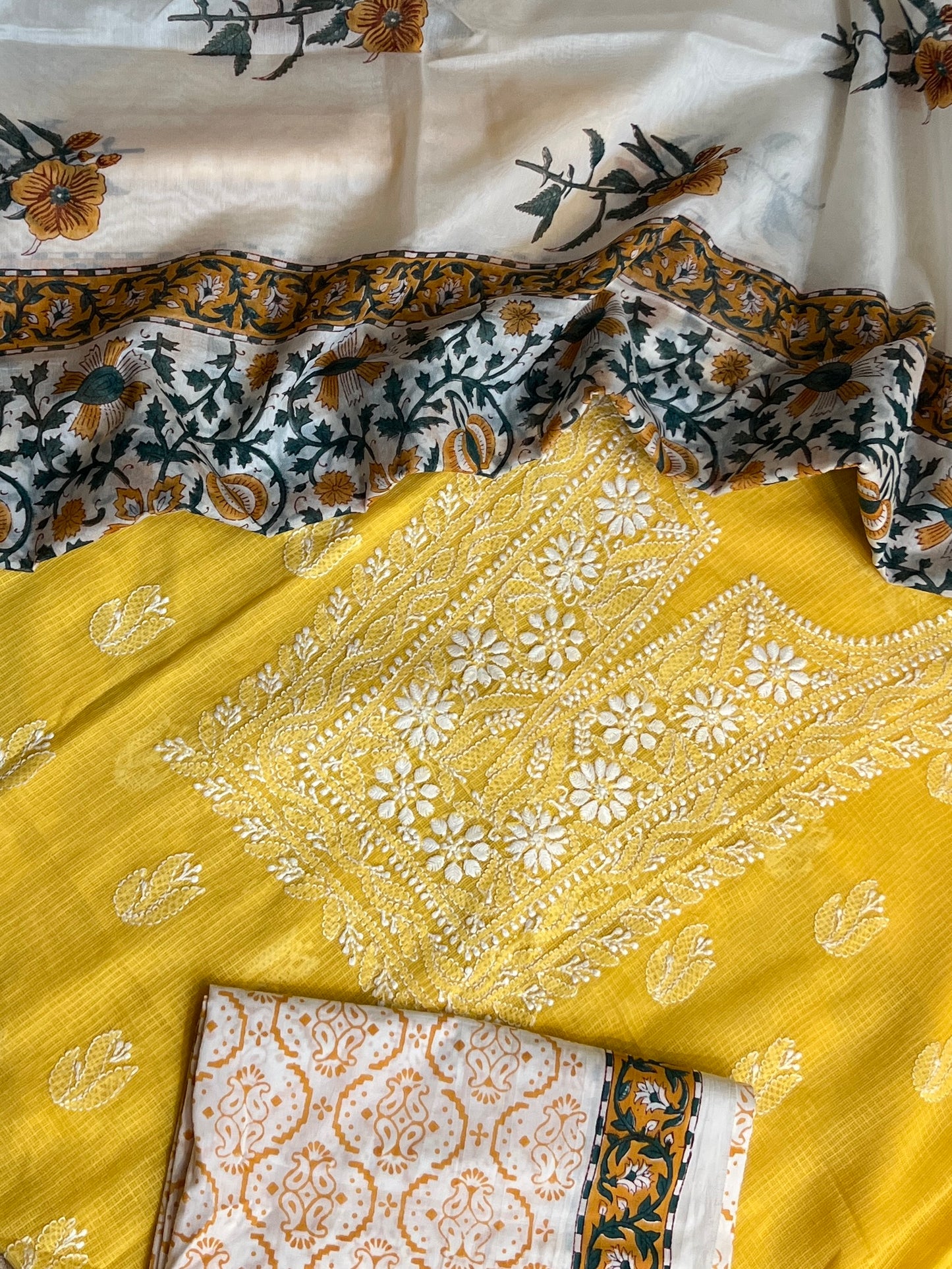 CHIKANKARI SUIT (PH8705)