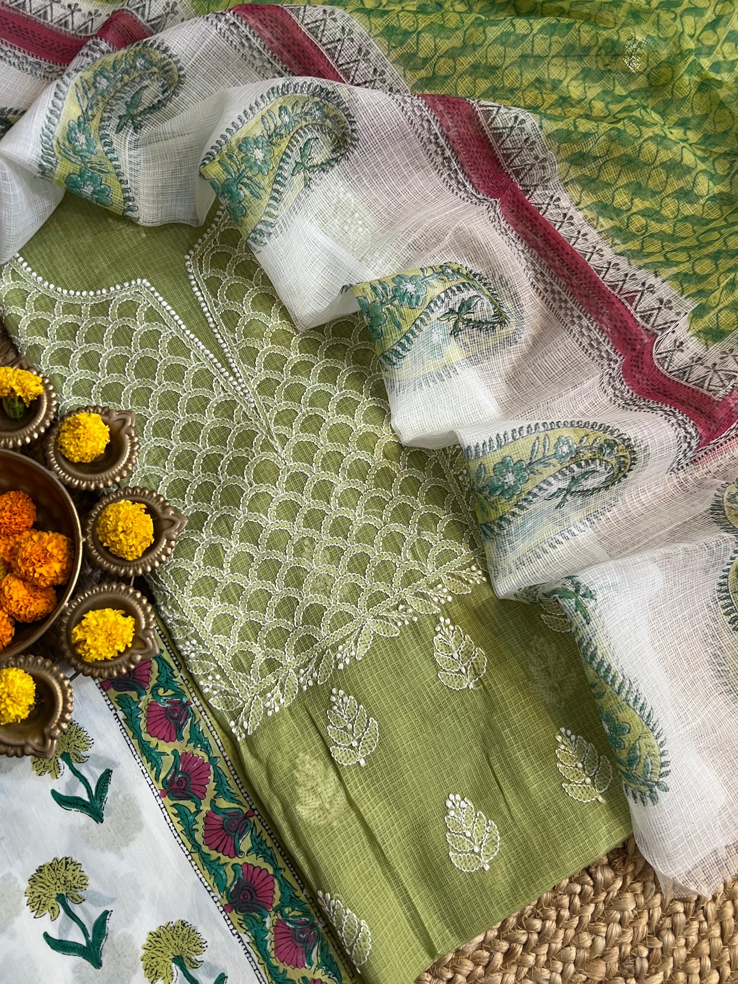 CHIKANKARI SUIT (PH8706)
