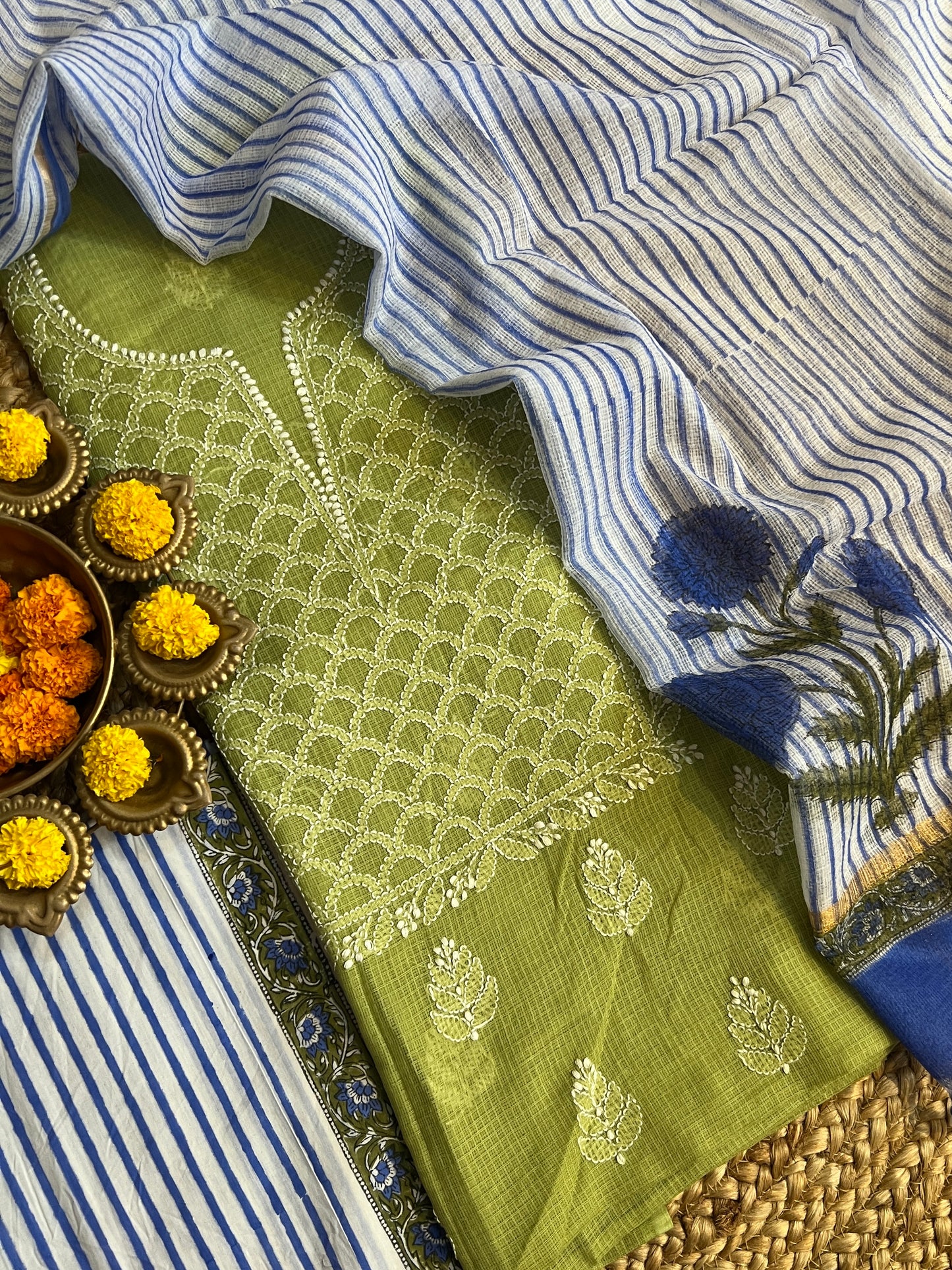 CHIKANKARI SUIT (PH8708)