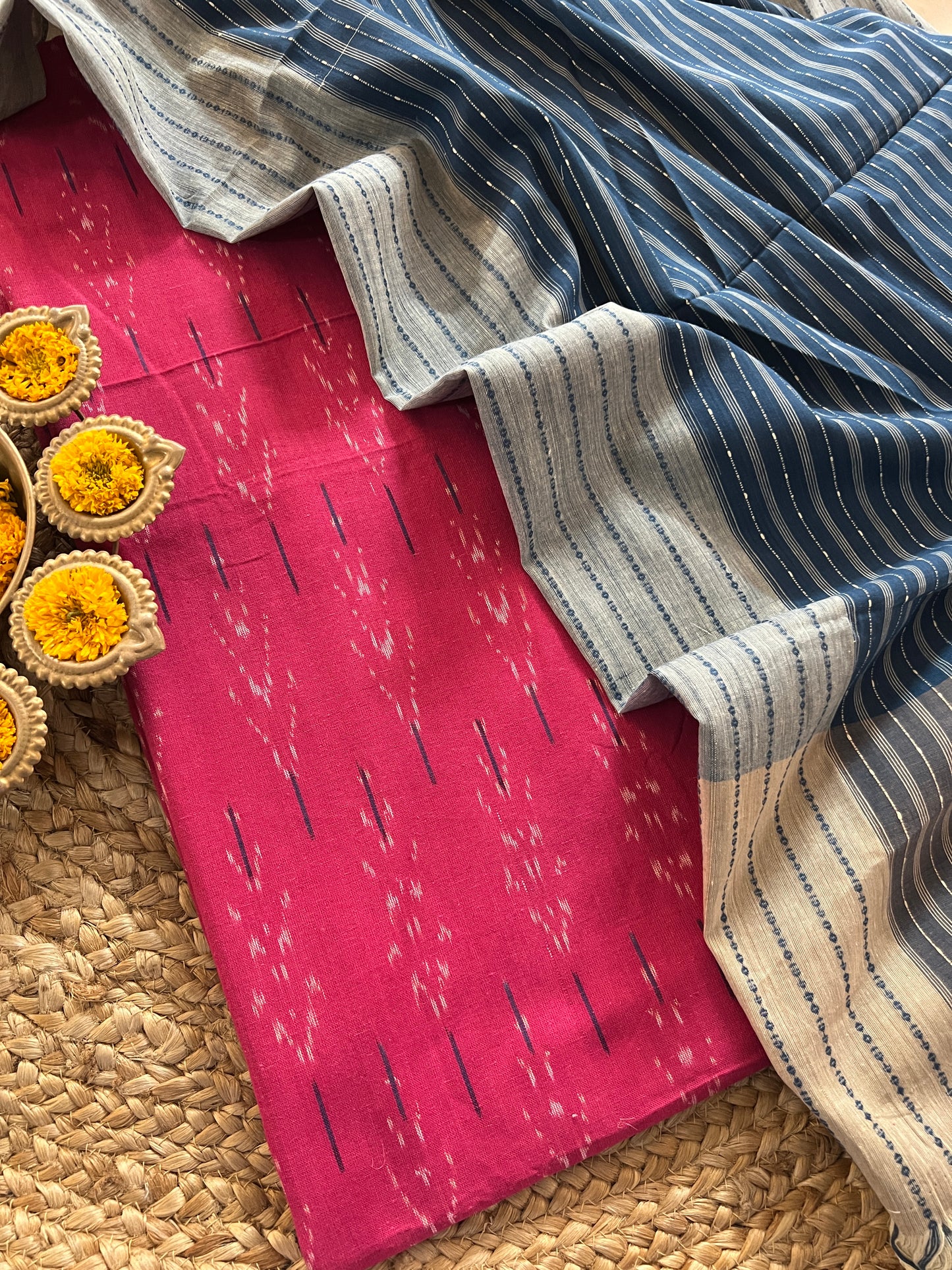 IKKAT SUITS (PH8752)