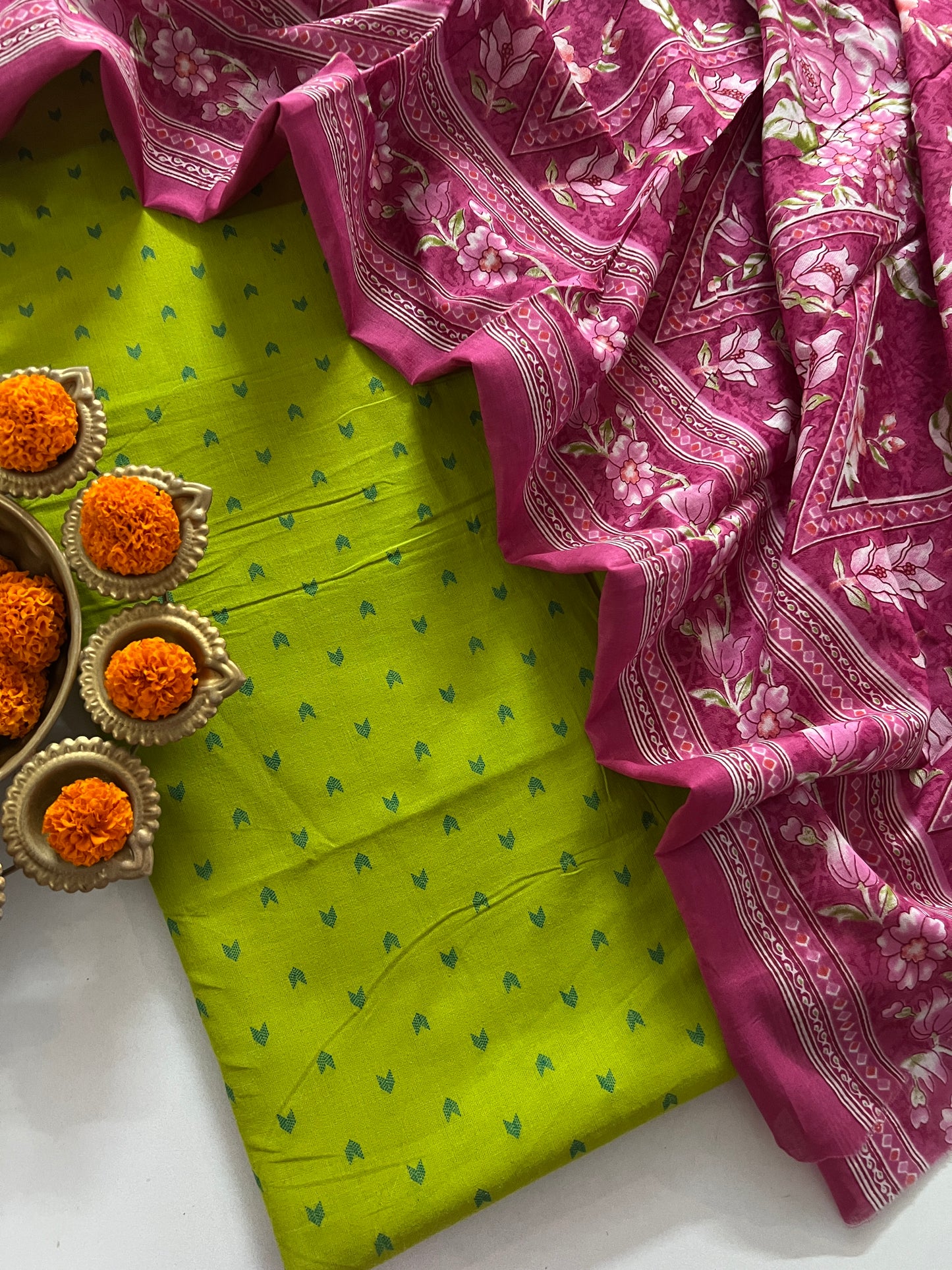 HANDLOOM COTTON SUITS (PH8762)