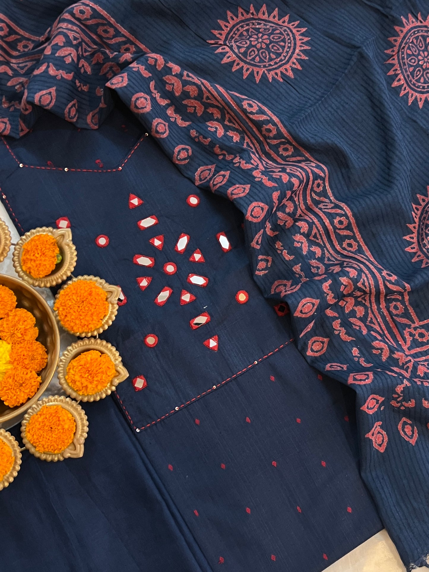 HANDLOOM SUITS (PH8825)