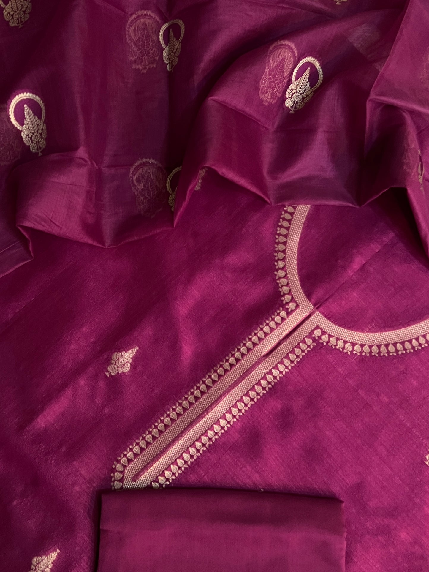 SEMI TUSSER SUITS  (PH9049)