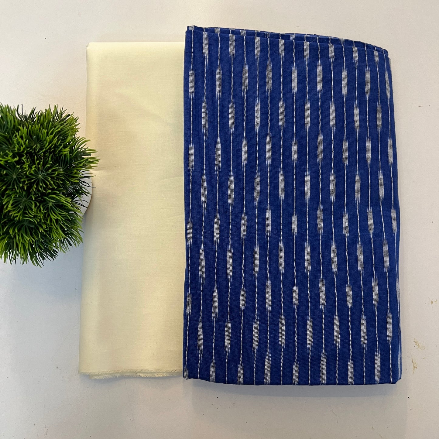 Soft Handloom Ikat Cotton With Pure Cotton Bottom Combo Set (PH9062)