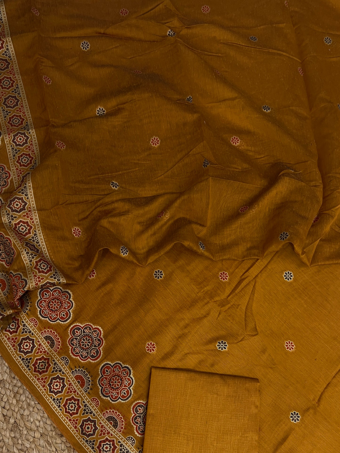 MUNGA COTTON SUITS (PH9162)