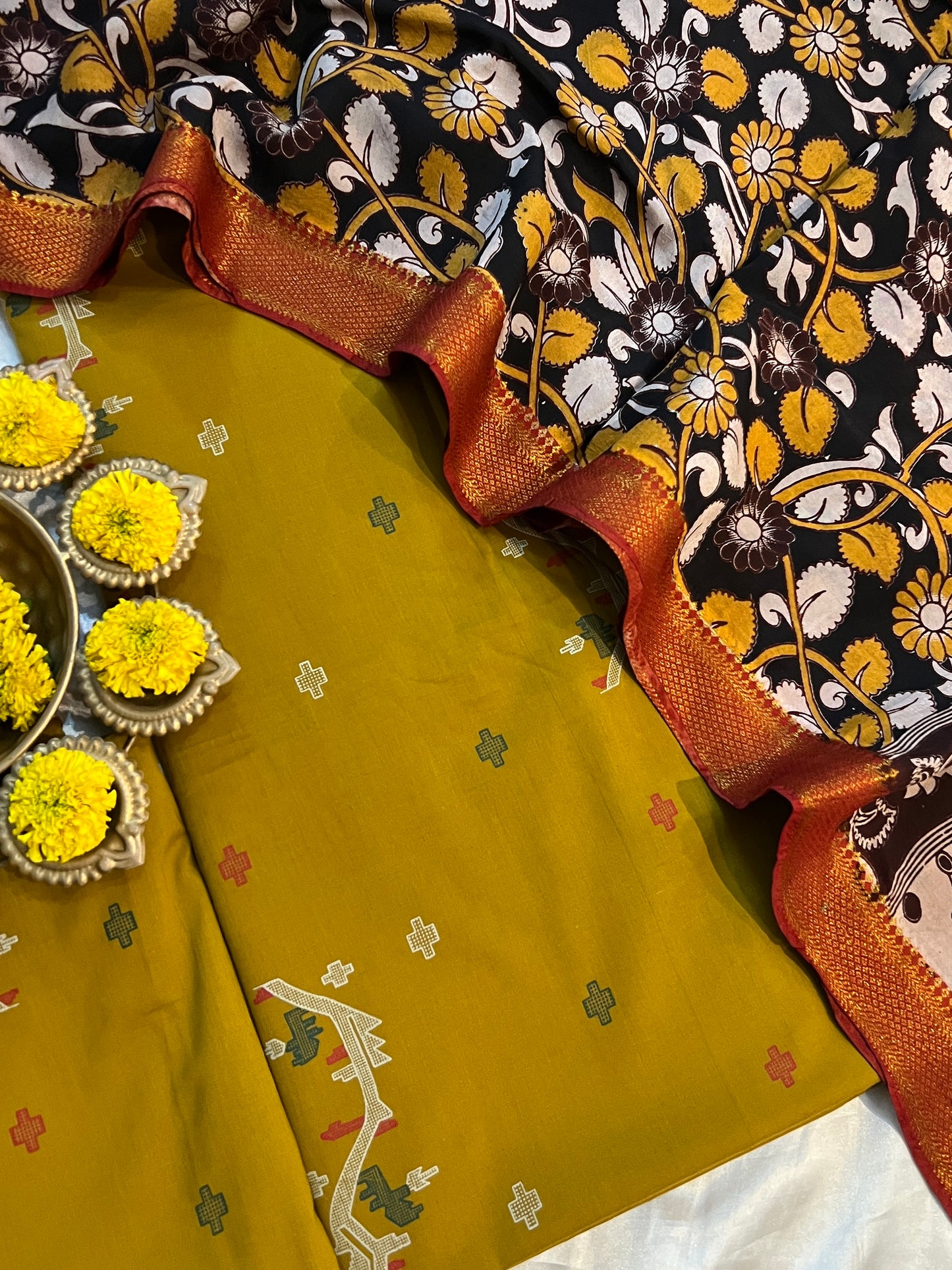 HANDLOOM SUIT (PH9180)