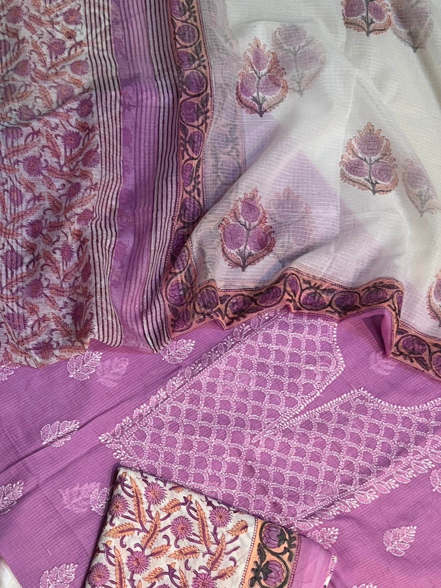 CHIKANKARI SUIT (PH9193)