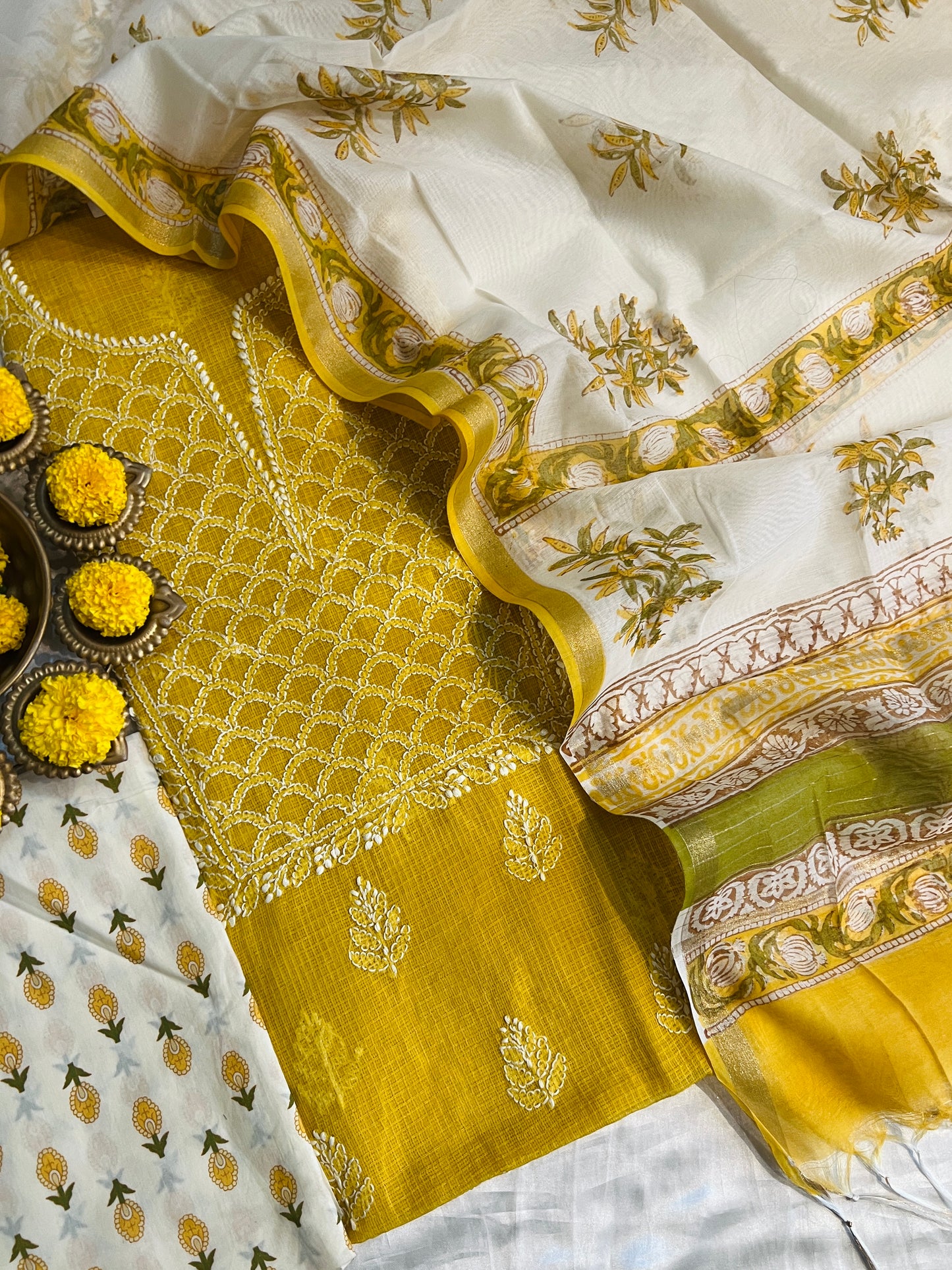 CHIKANKARI SUIT (PH9194)