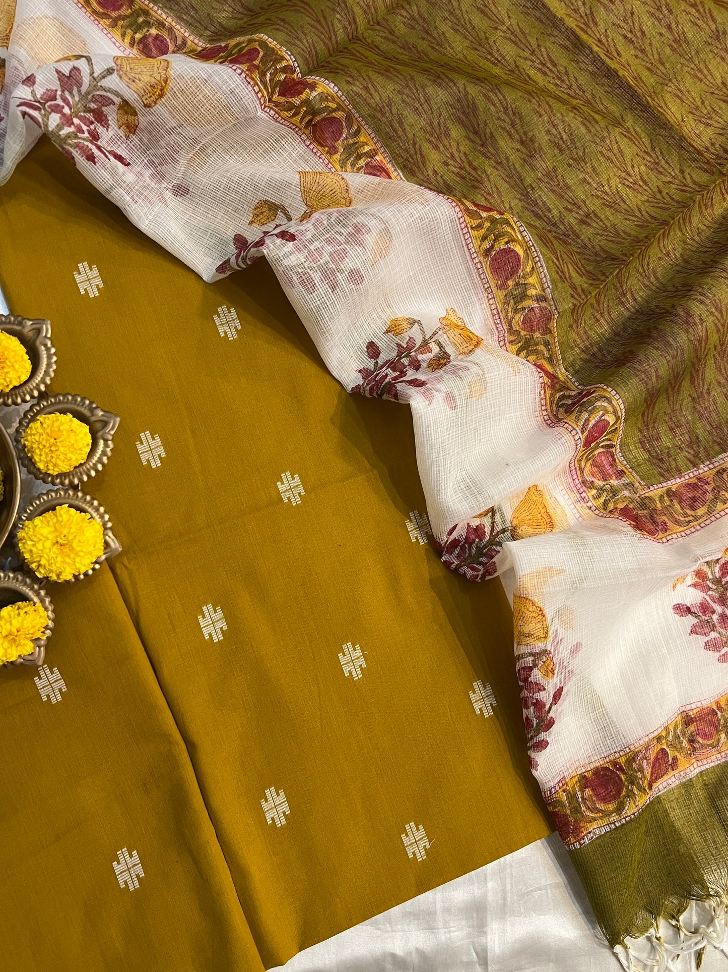 HANDLOOM SUIT (PH9203)