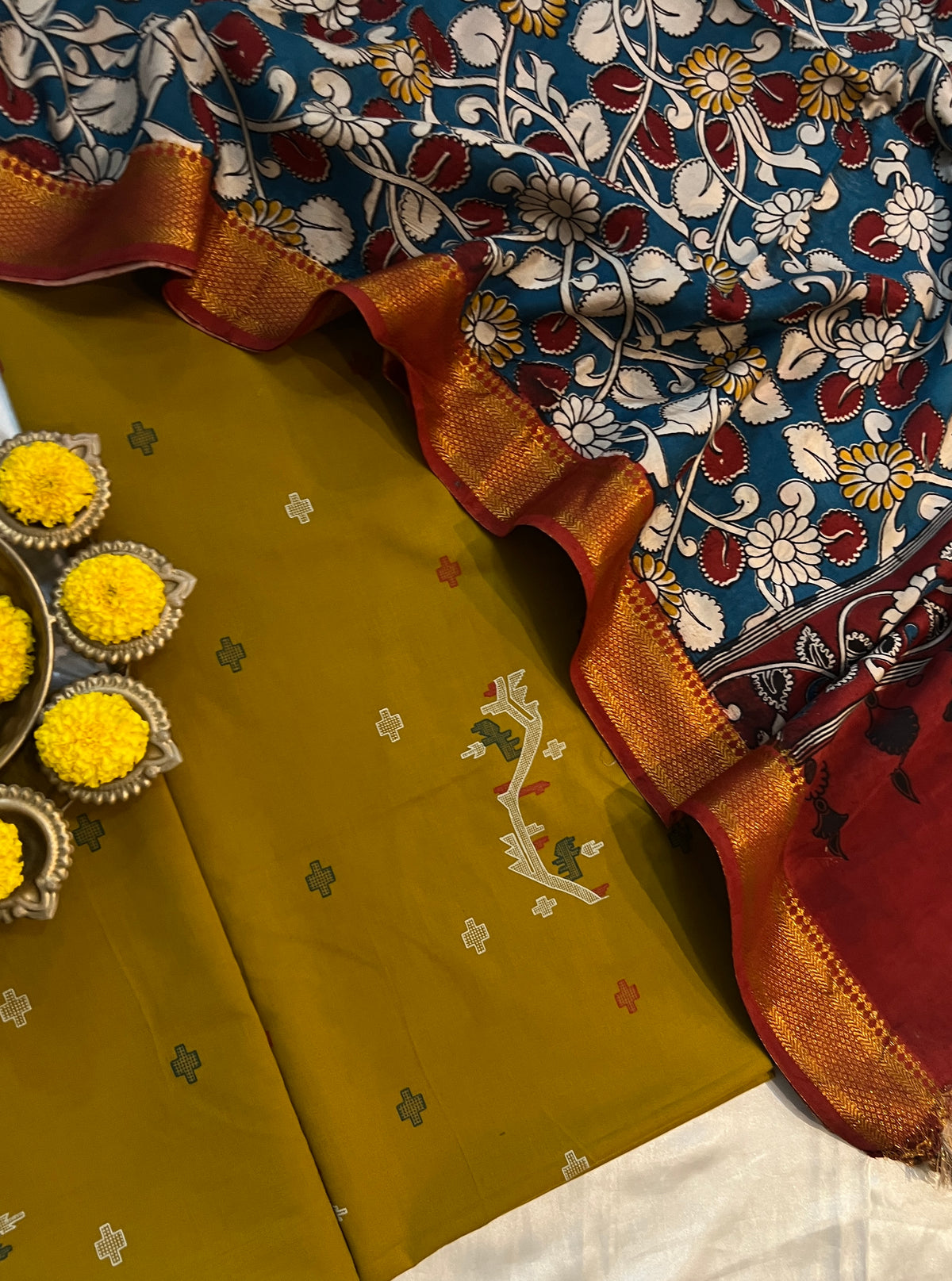 HANDLOOM SUIT (PH9446)