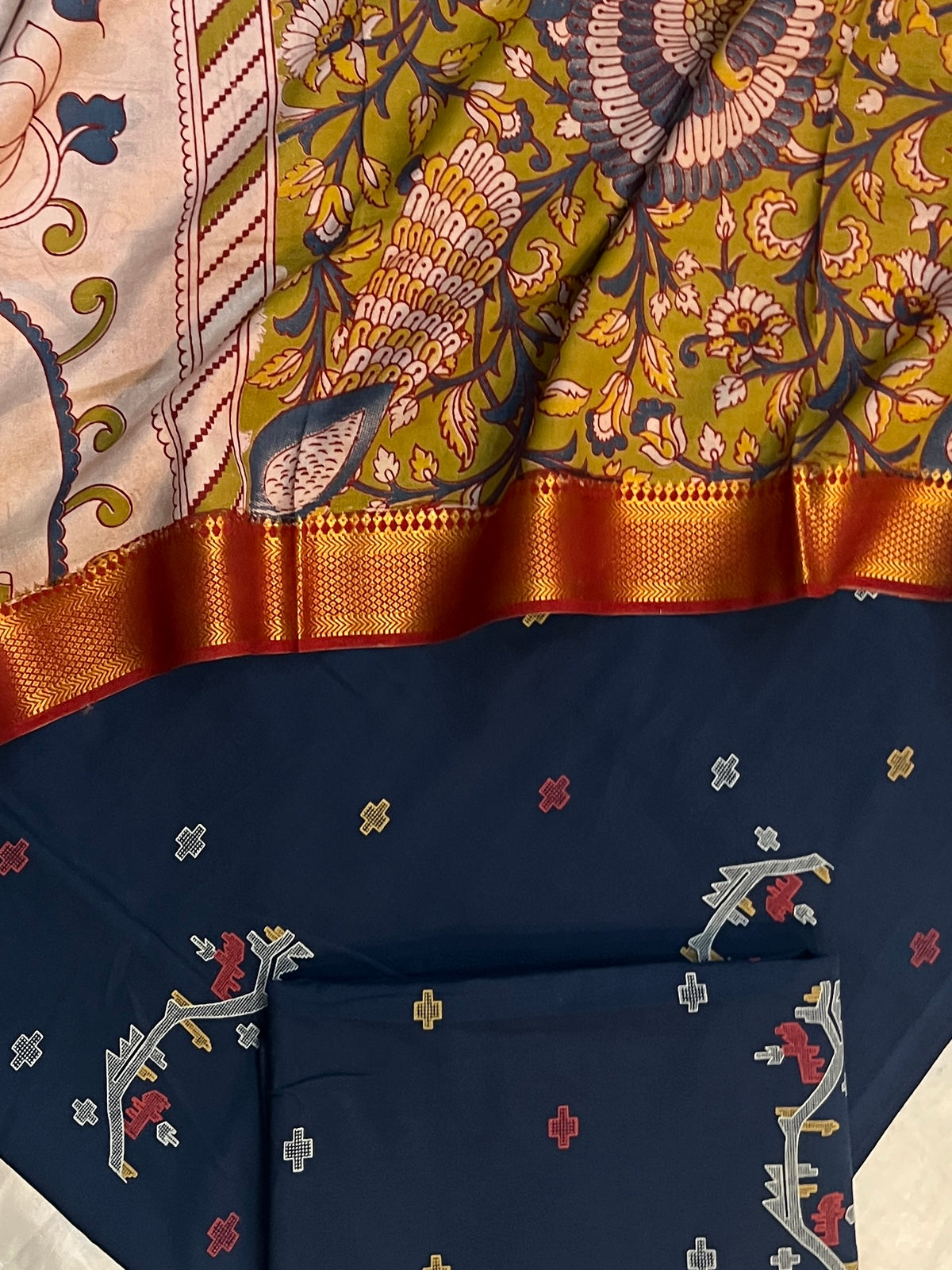 HANDLOOM SUIT (PH9447)