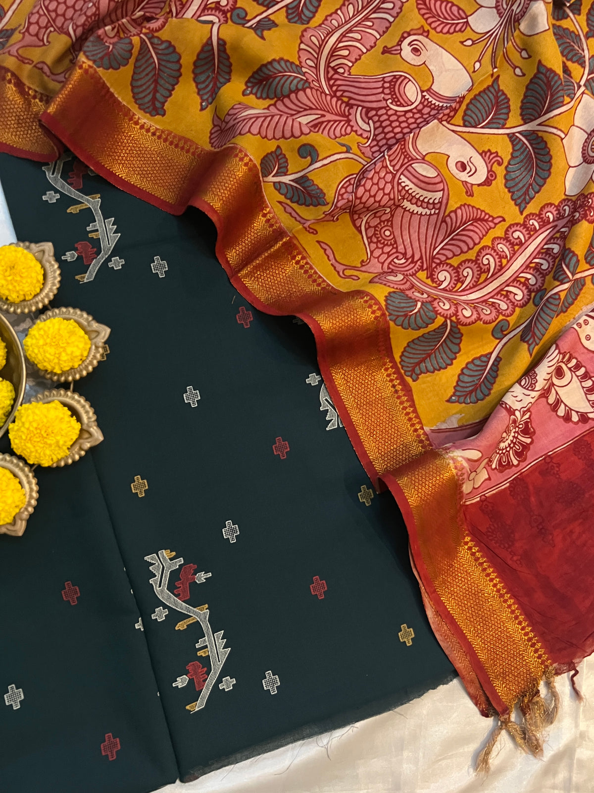 HANDLOOM SUIT (PH9449)