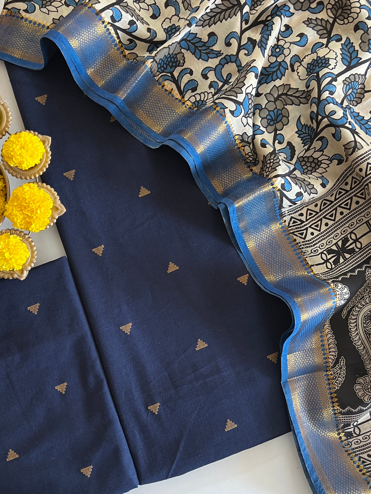 HANDLOOM SUIT (PH9479)