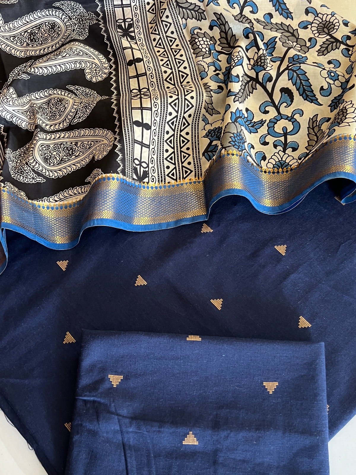 HANDLOOM SUIT (PH9479)