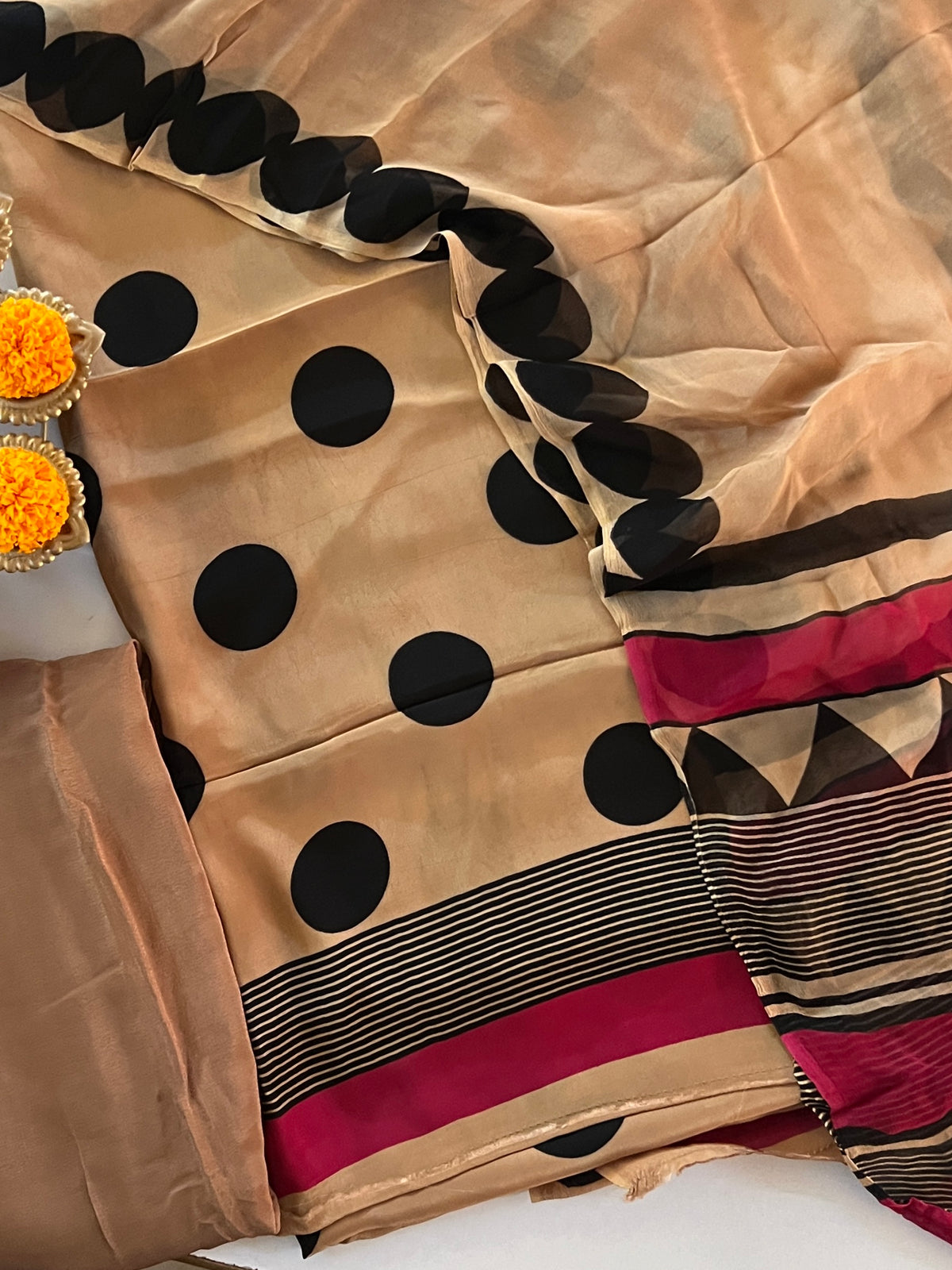 CREPE SUIT (PH9502)