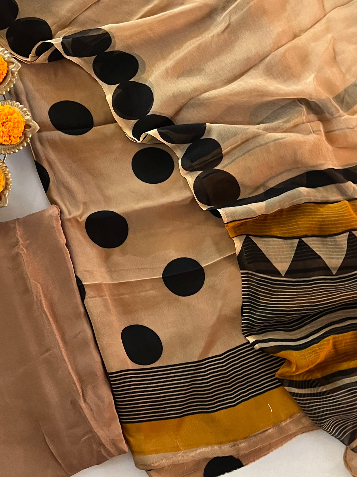 CREPE SUIT (PH9503)