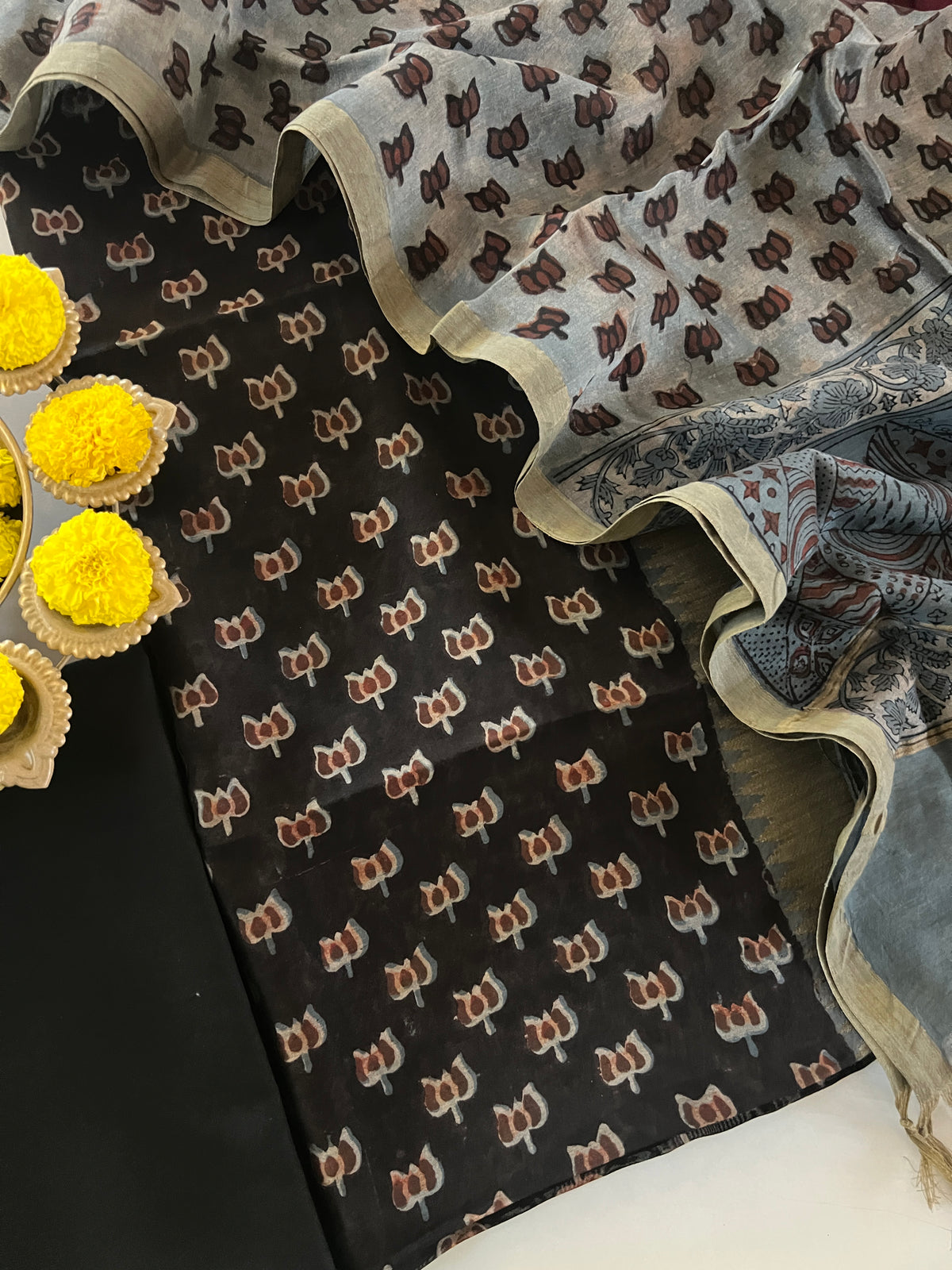 70 GRAM CHANDERI SILK SUIT (PH9576)