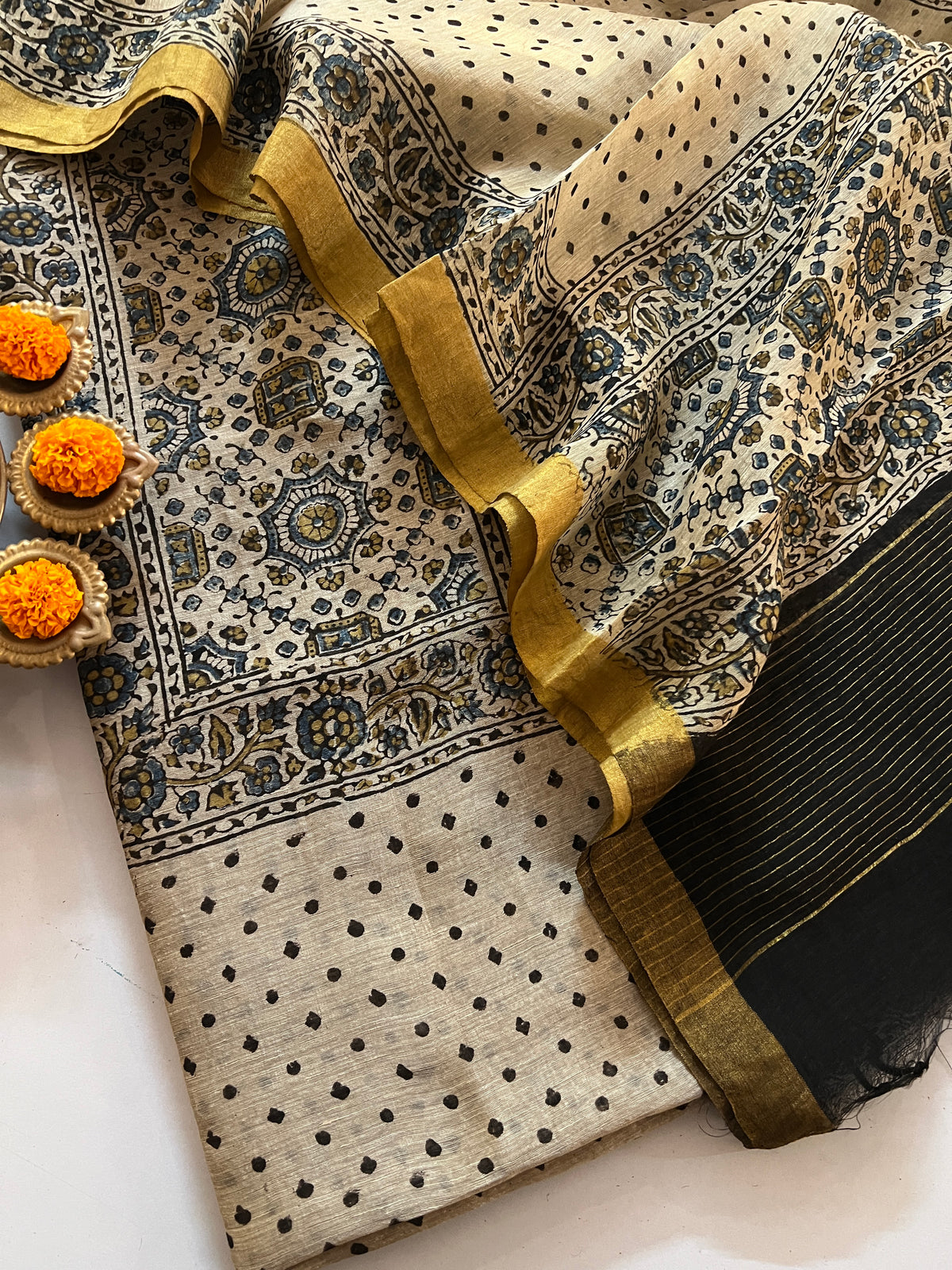 AJRAKH LINEN SILK SUIT (PH9591)