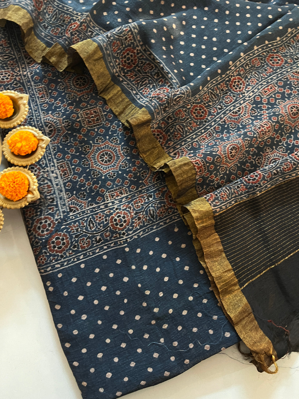 AJRAKH LINEN SILK SUIT (PH9594)
