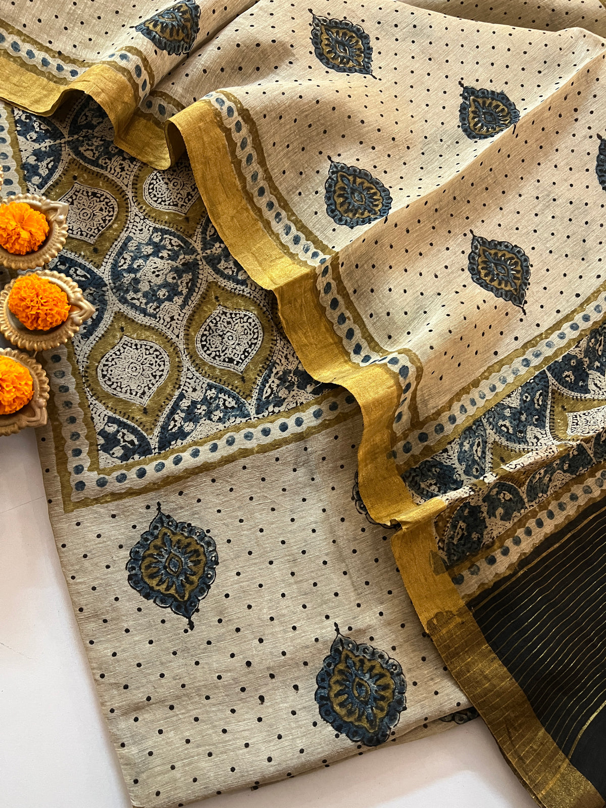 AJRAKH LINEN SILK SUIT (PH9597)