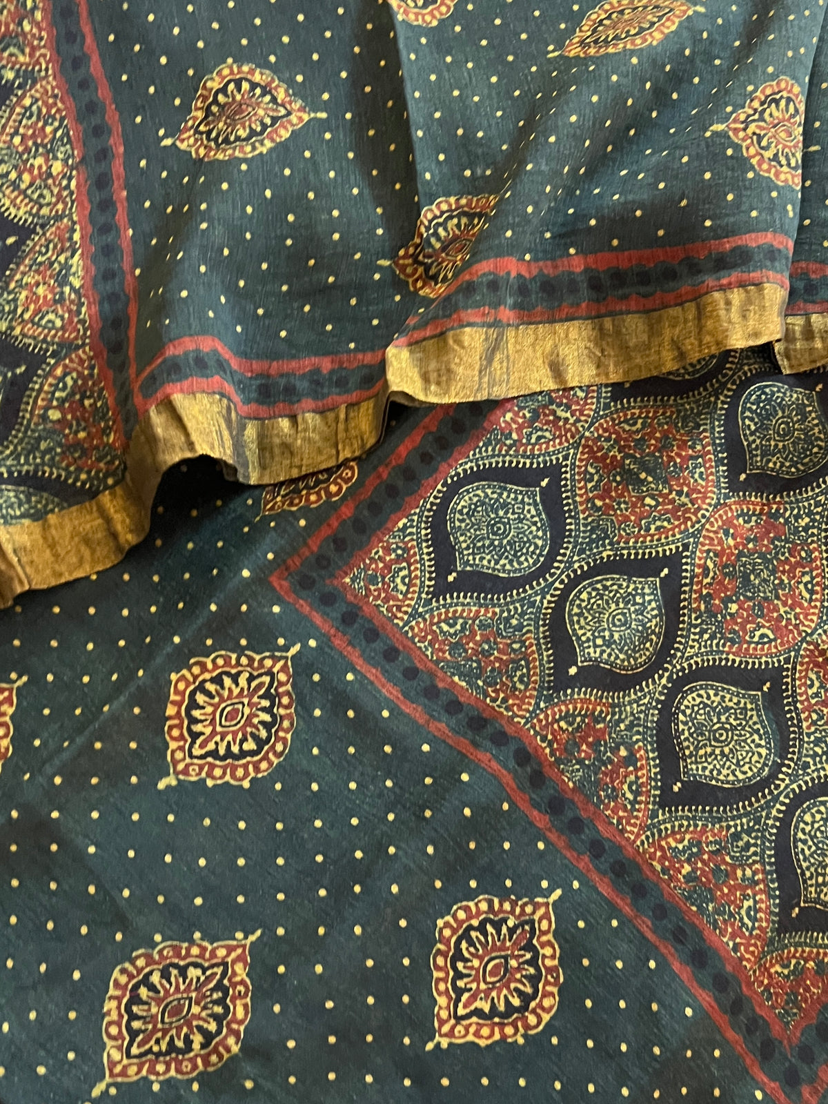 AJRAKH LINEN SILK SUIT (PH9601)