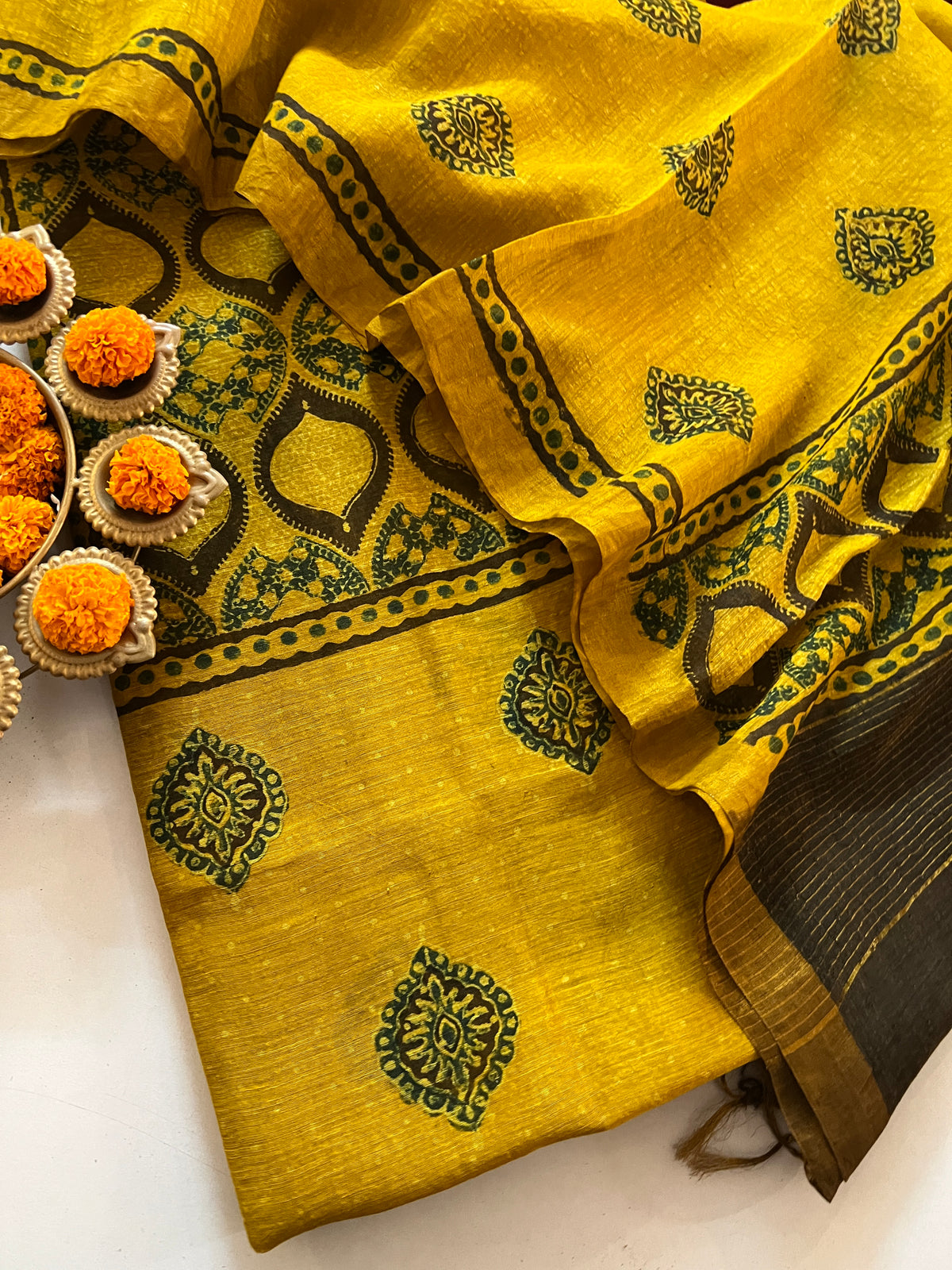AJRAKH LINEN SILK SUIT (PH9602)