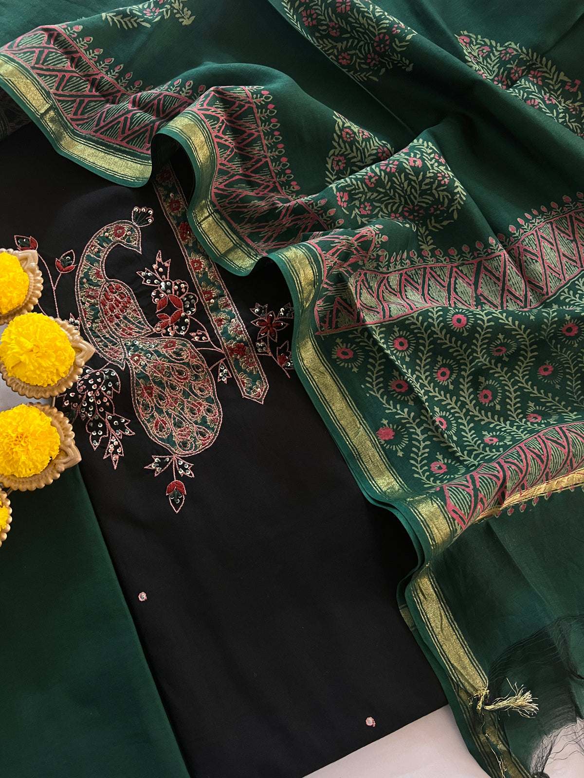 HANDLOOM COTTON SUIT (PH9668)