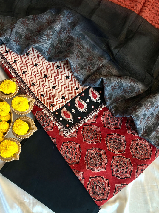 HANDLOOM SUITS (PH7492)