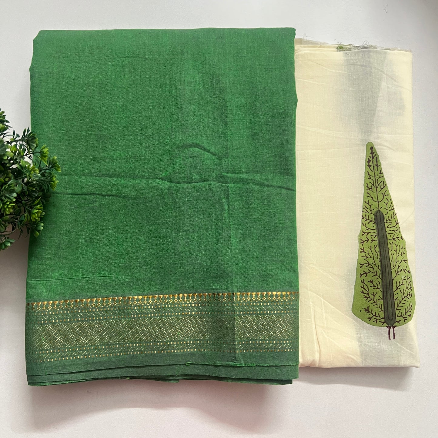 Soft Handloom Cotton With Pure Cotton Hand Block Print Combo Set (PH8473)