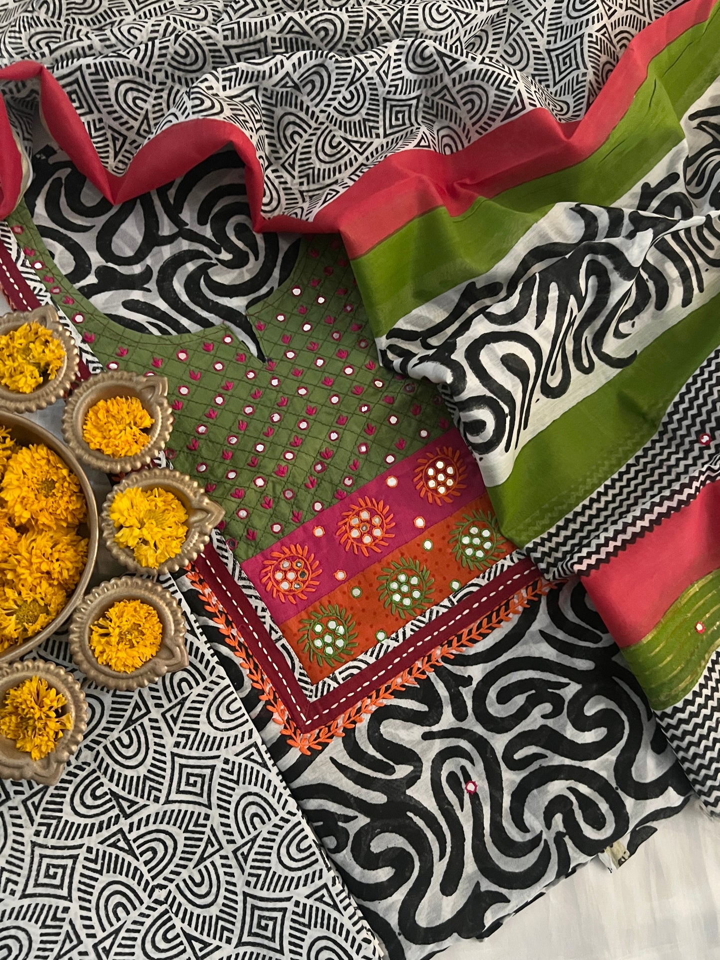 CHANDERI SILK EMBROIDERY SET