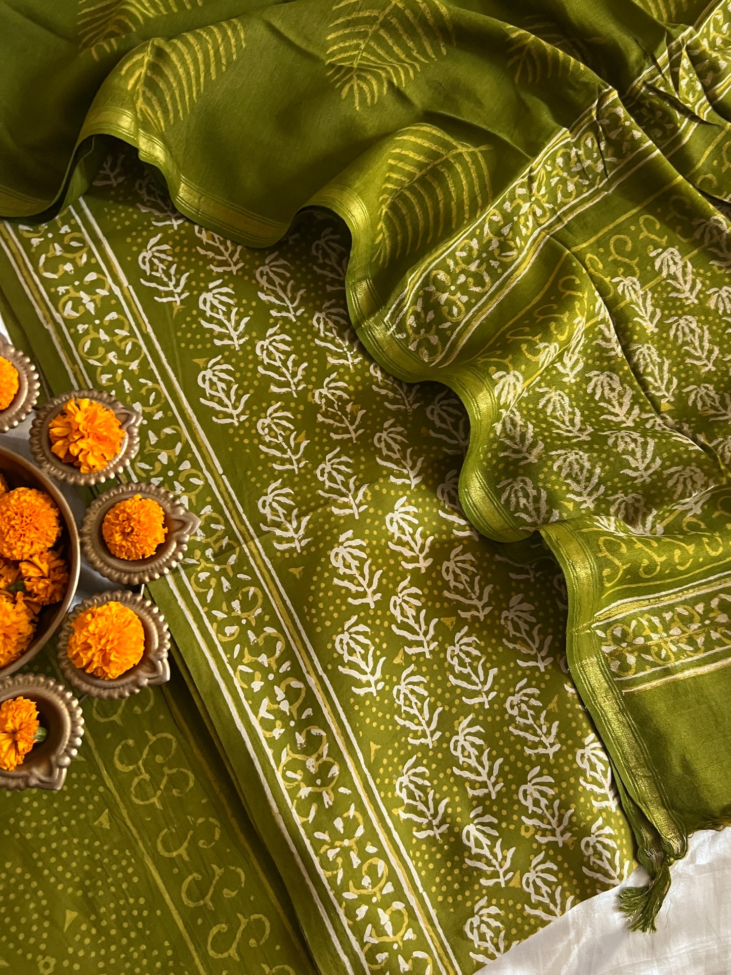 COTTON BLOCK PRINT SUITS