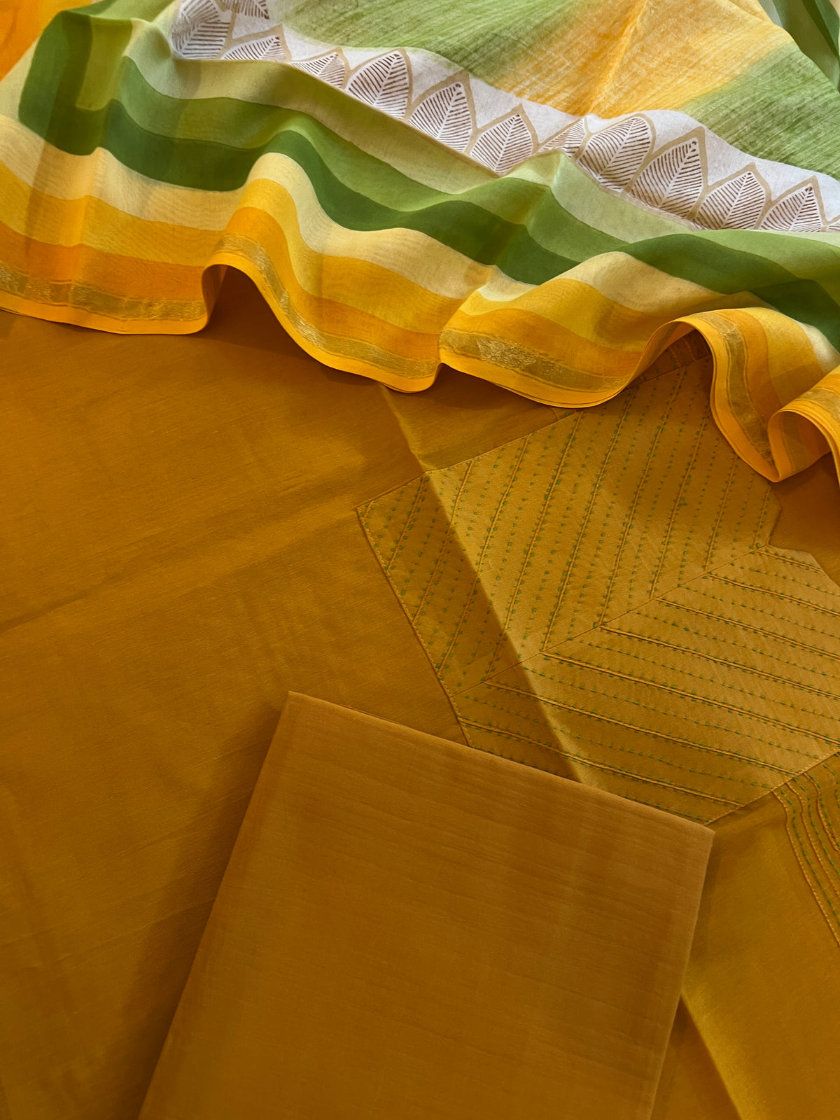 COTTON SILK SUITS (PH8882)